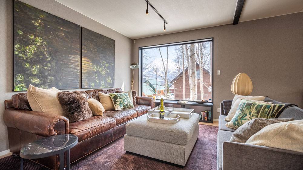 Shousugi  Living Area with a Relaxing View